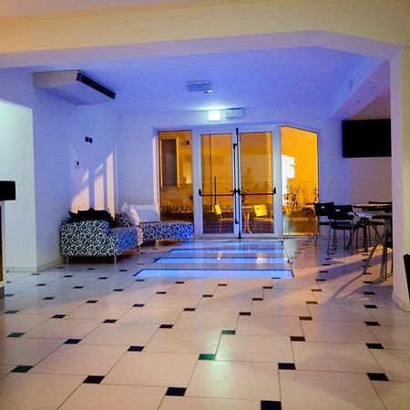 Hotel Leonardo Cesena Bagian luar foto