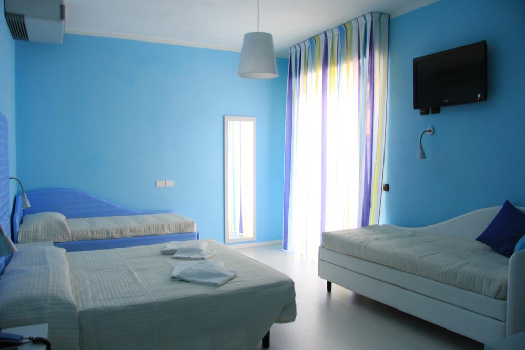 Hotel Leonardo Cesena Bagian luar foto