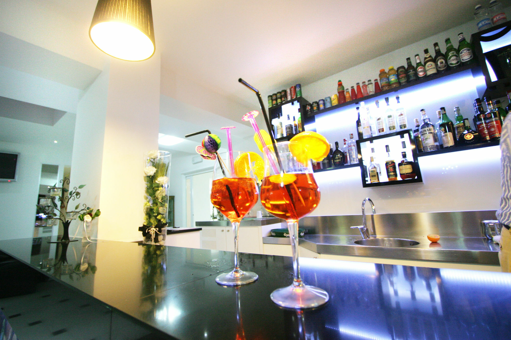 Hotel Leonardo Cesena Bagian luar foto