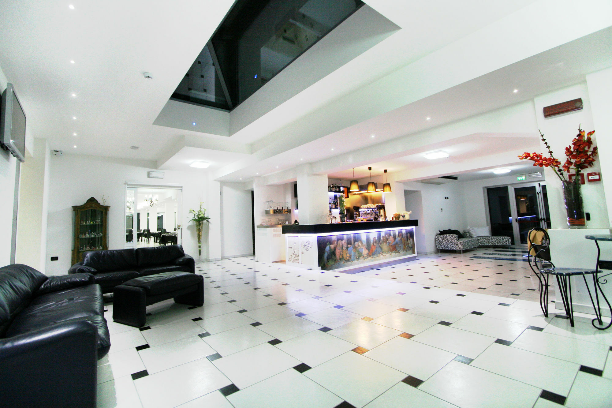 Hotel Leonardo Cesena Bagian luar foto