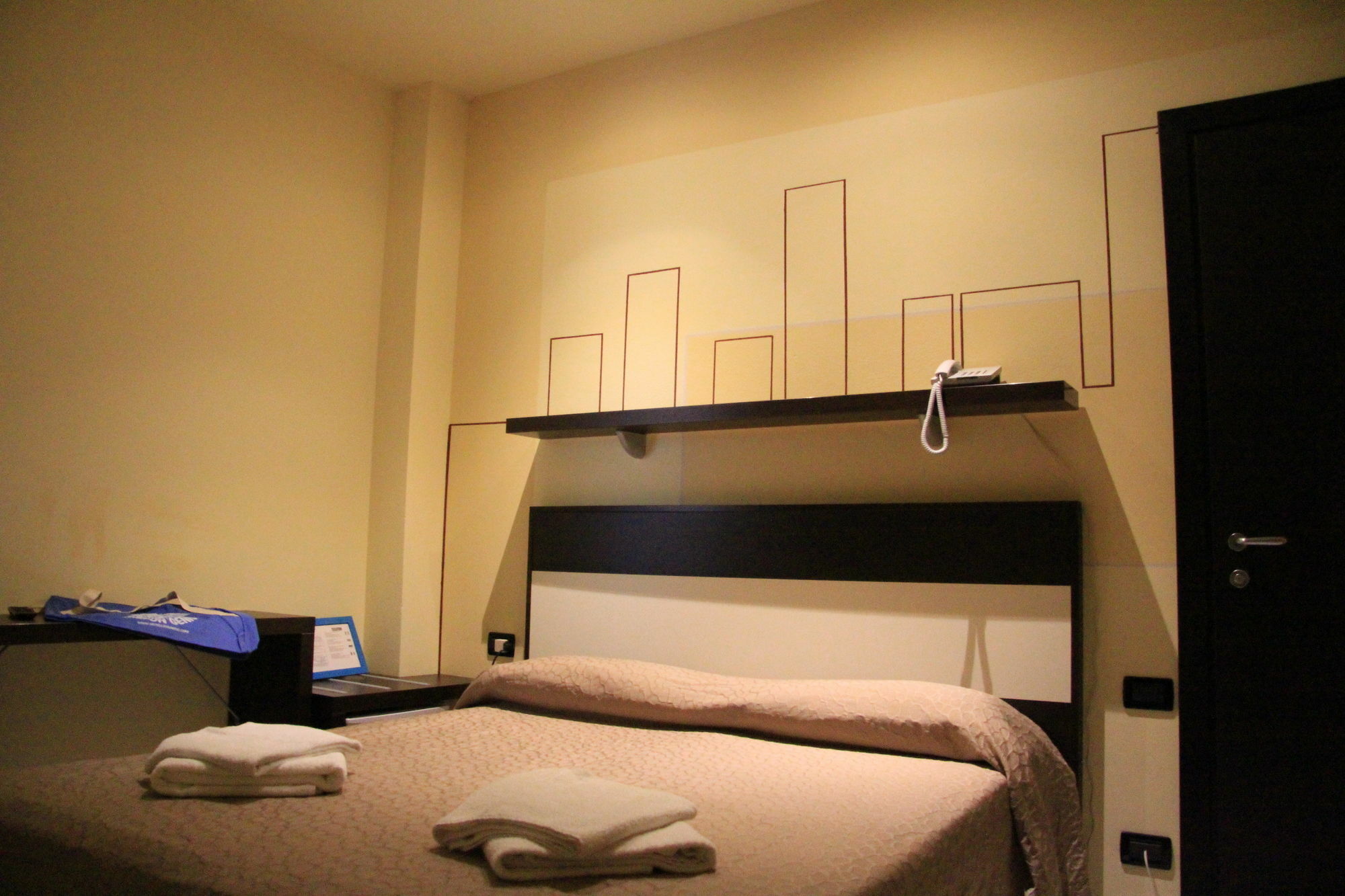 Hotel Leonardo Cesena Bagian luar foto