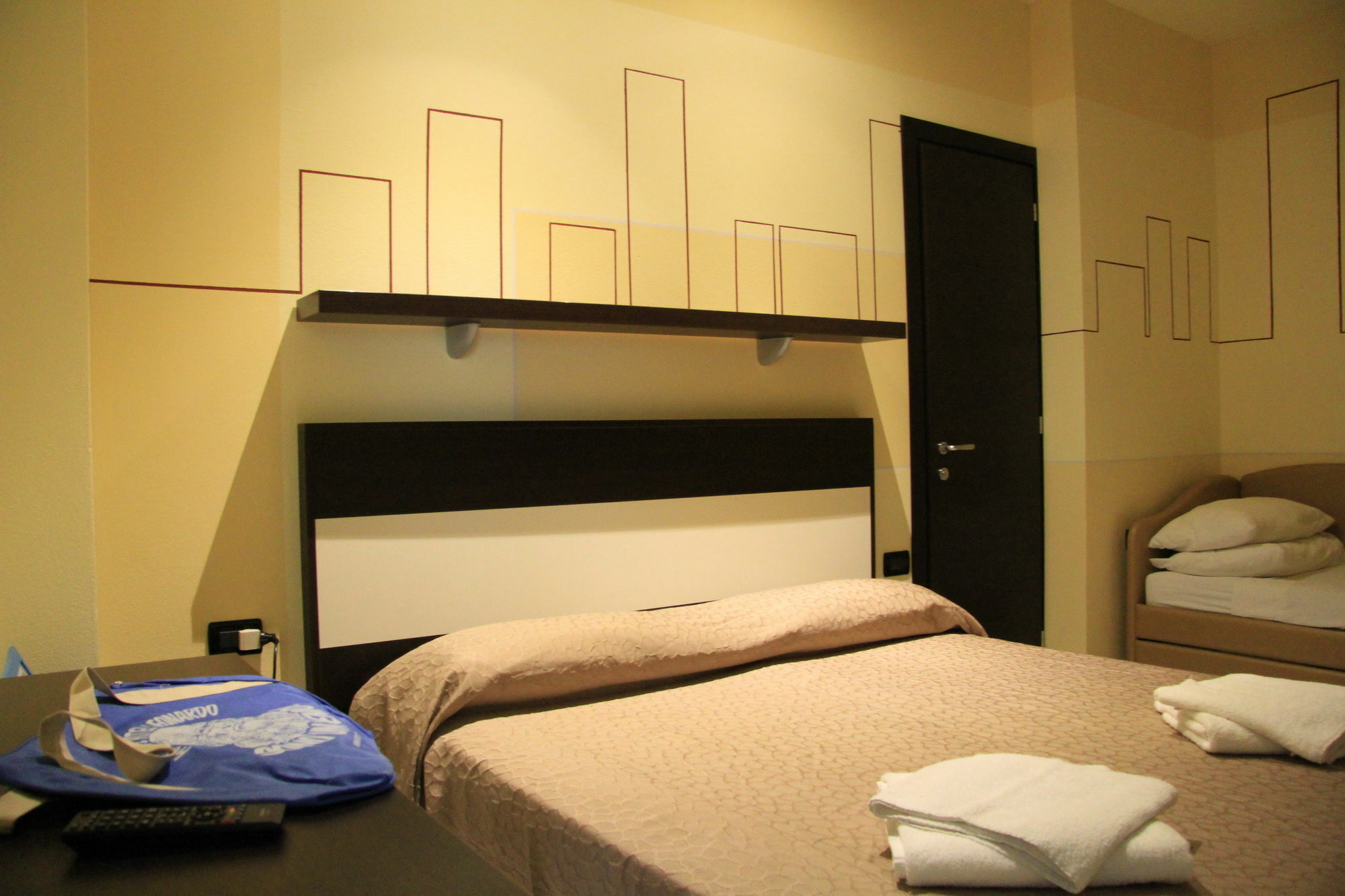Hotel Leonardo Cesena Bagian luar foto